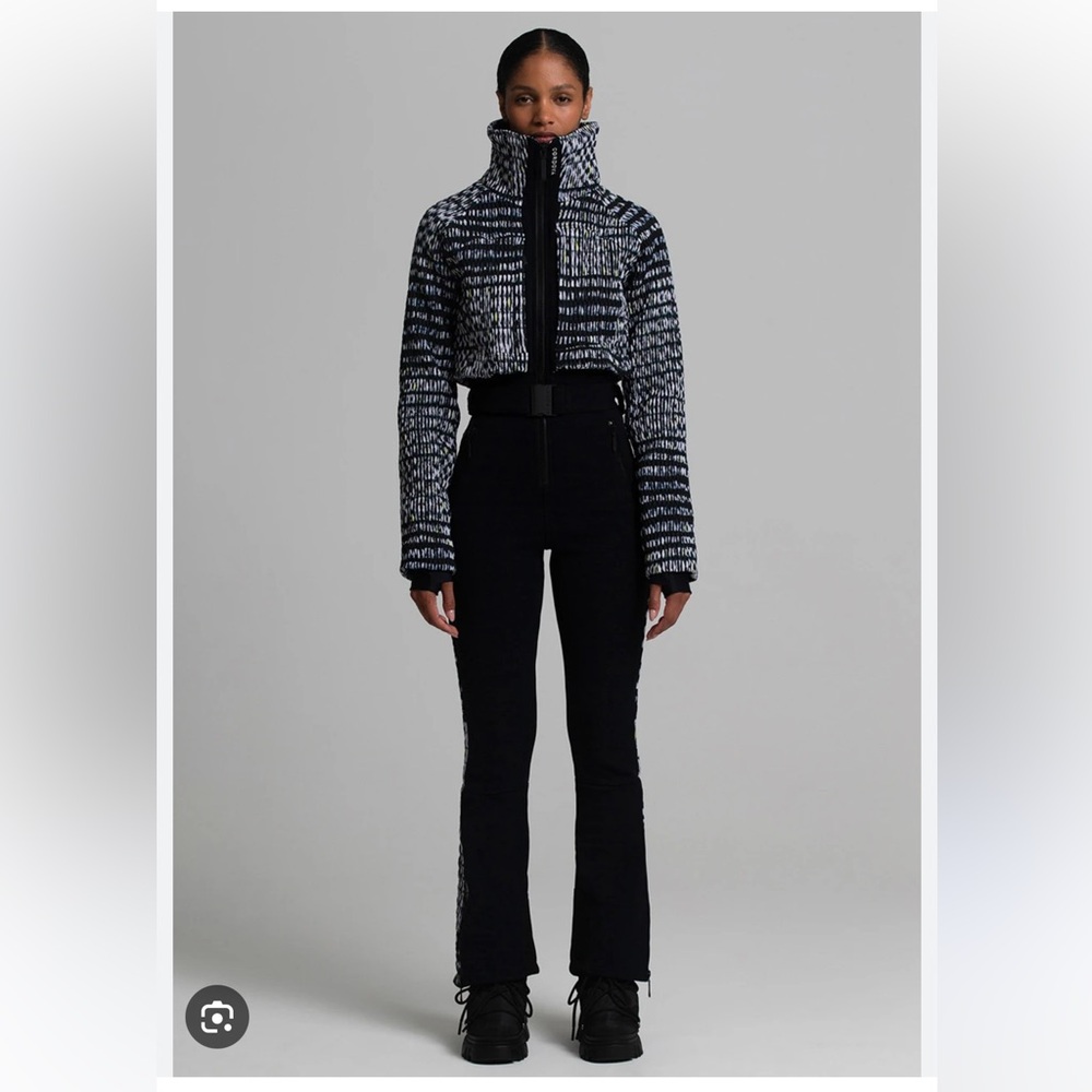 Cordova Stylish Black Women's Ski / Snowboard Suit - Picture 3 of 13